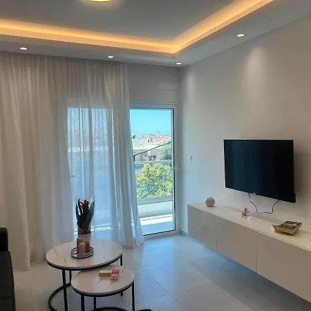 Ixian Pearl Near The * Ιξιά